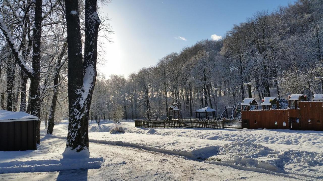 Hotel Loucky Litvínov Екстериор снимка