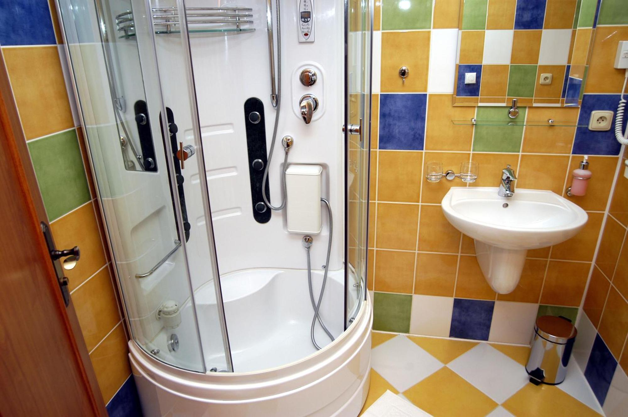 Hotel Loucky Litvínov Екстериор снимка